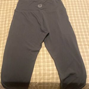 Women’s gray leggings never been worn before size XL. Very comfy on. A must have